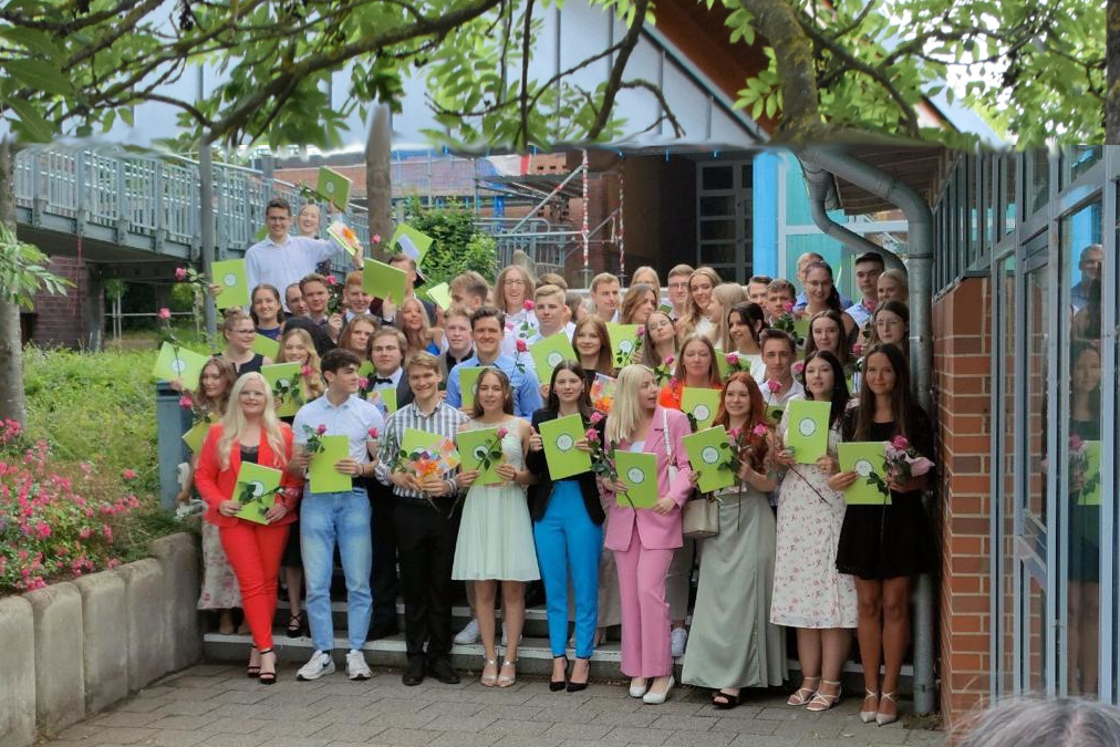 Mehr über den Artikel erfahren Ein charmanter Jahrgang verlässt die KGS