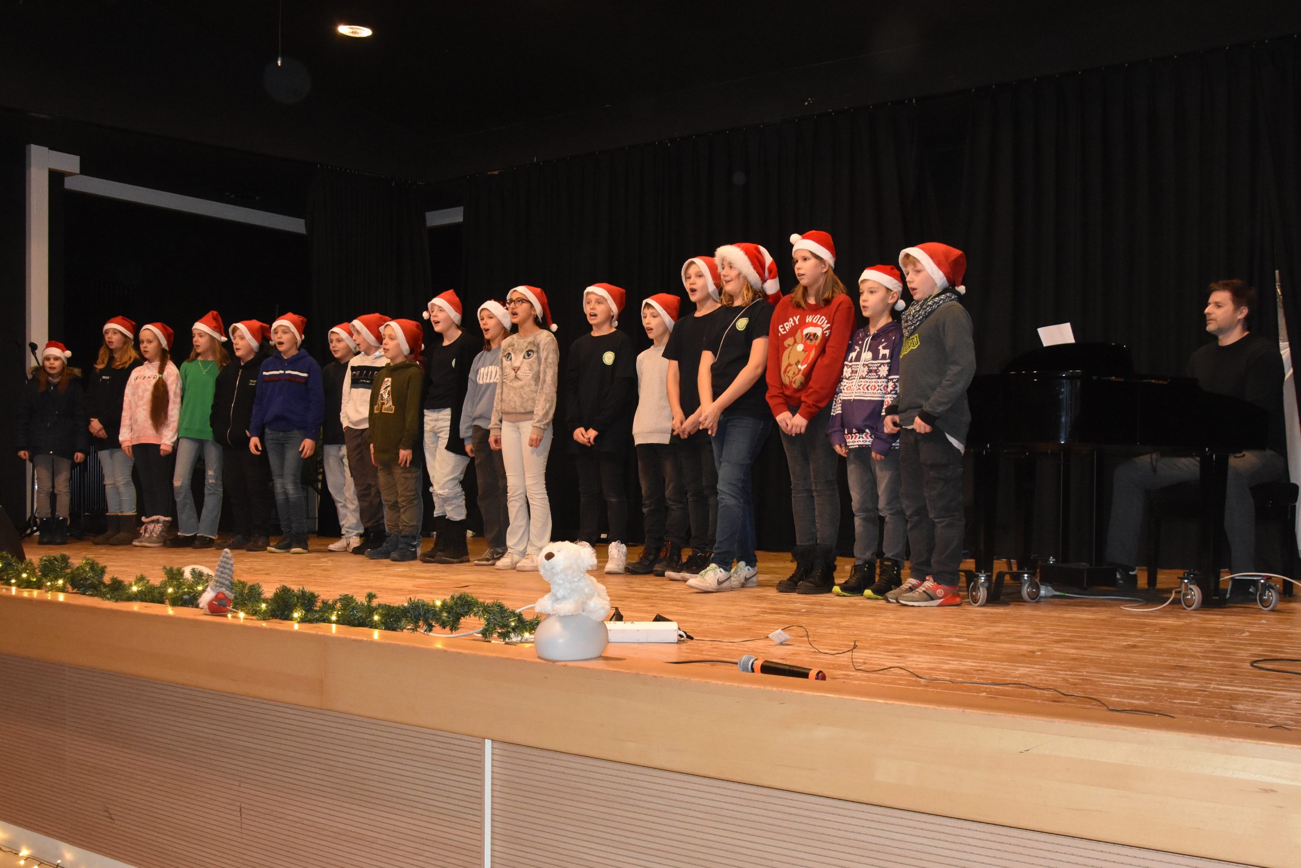 Mehr über den Artikel erfahren ADVENTSBASAR an der KGS