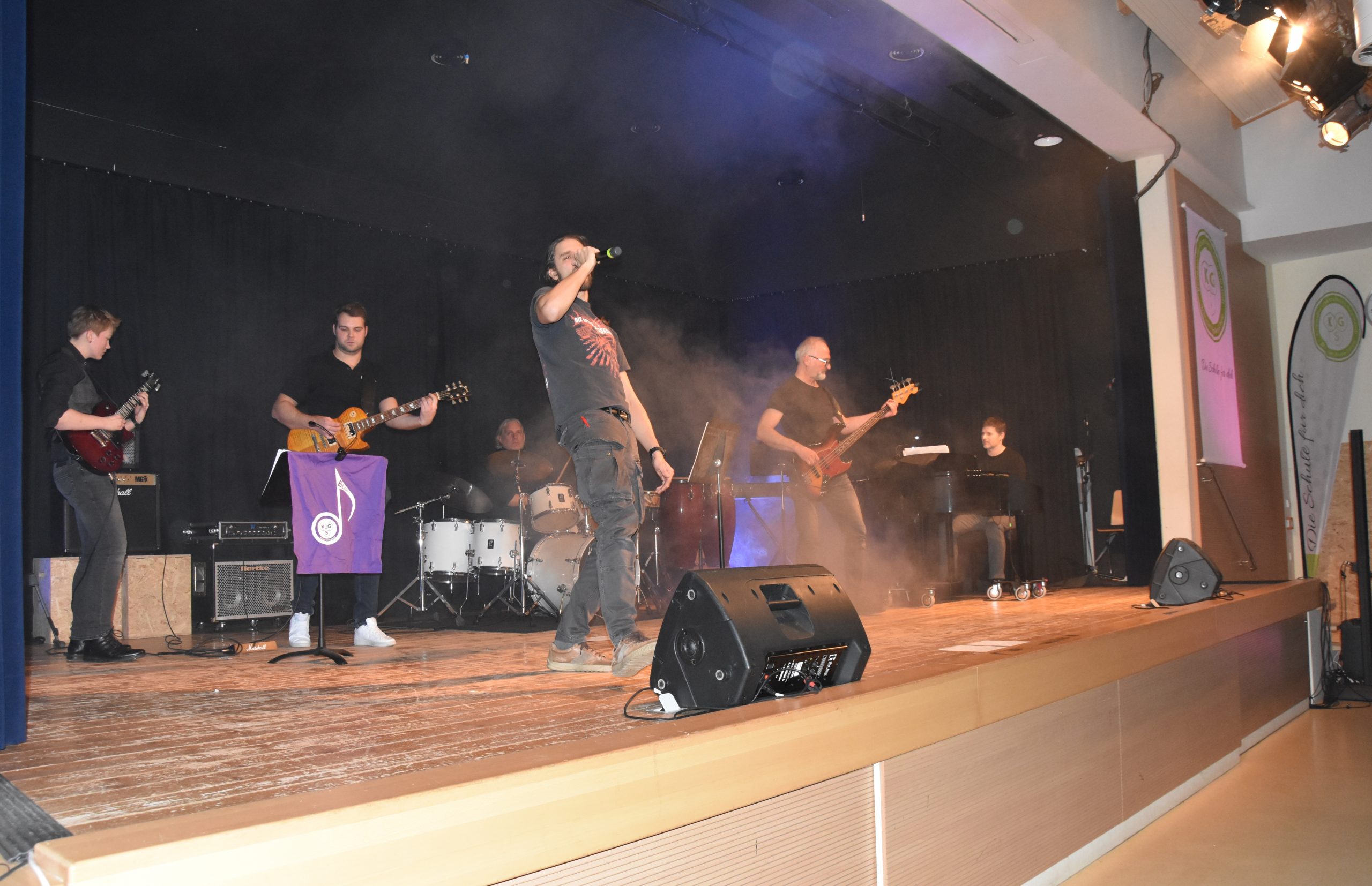 Mehr über den Artikel erfahren Benefizkonzert der Schülervertretung