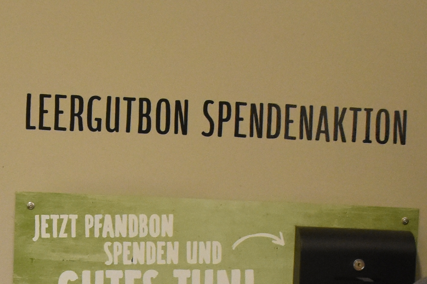 Mehr über den Artikel erfahren REWE Kunden unterstützen den Verein der Ehemaligen mit Spendengeldern