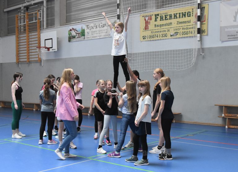 Cheerleading