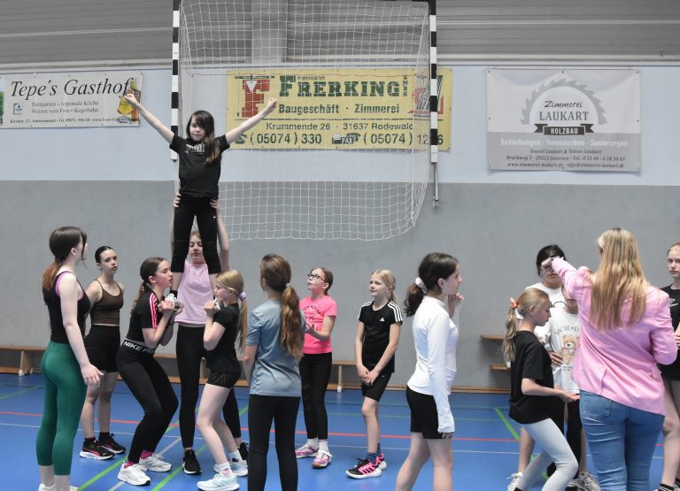 Cheerleading